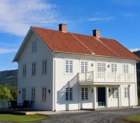 Holiday home Fuglei Gard Aurdal